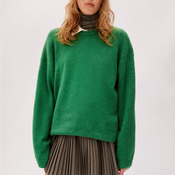 H&M Sweaters - H&M Knit Sweater